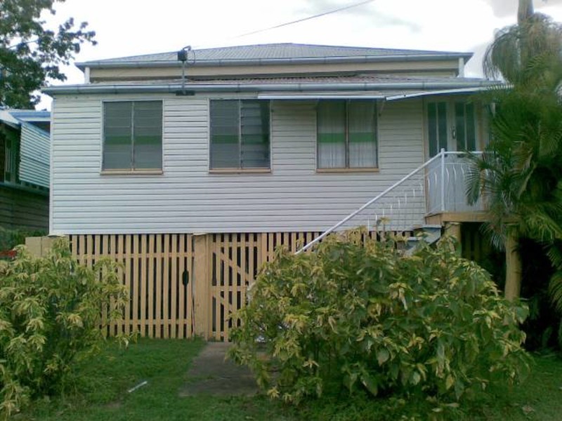 338 East Street, Depot Hill QLD 4700